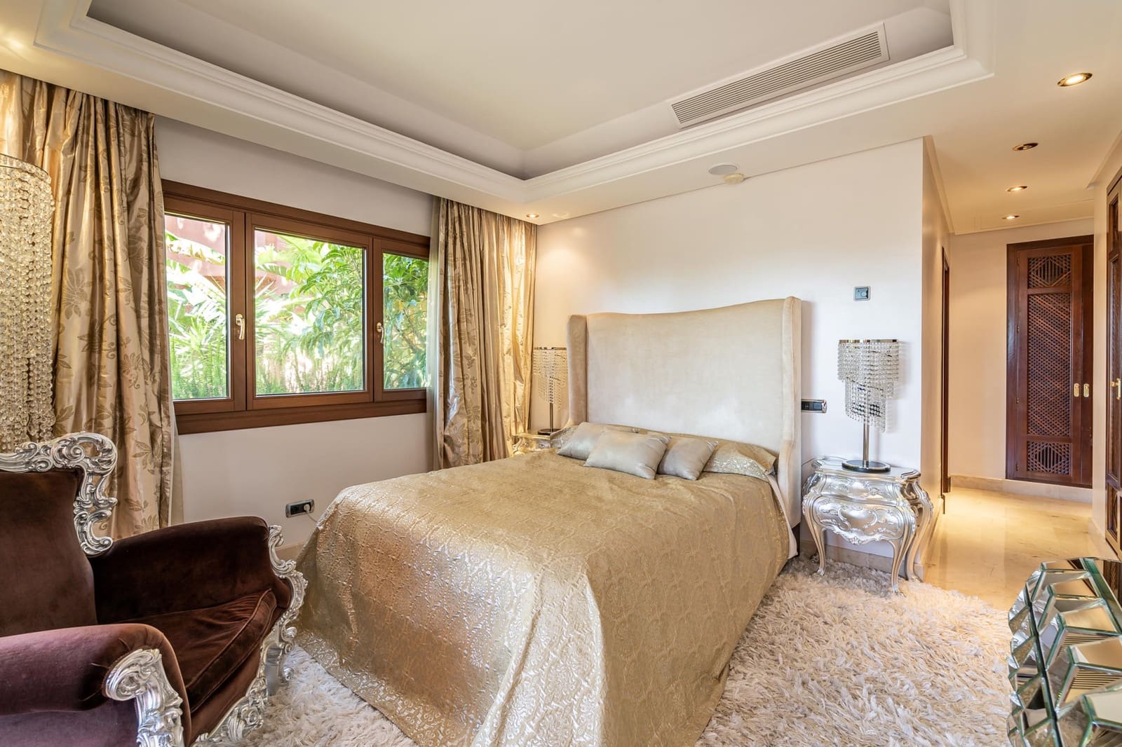 6 bedroom Apartment for sale in Guadalmansa with pool garage - € 6,900,000 (Ref: 8354621)