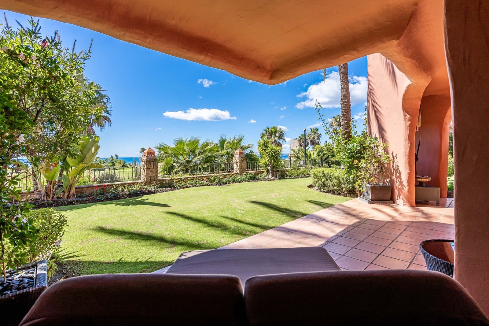 6 bedroom Apartment for sale in Guadalmansa with pool garage - € 6,900,000 (Ref: 8354621)