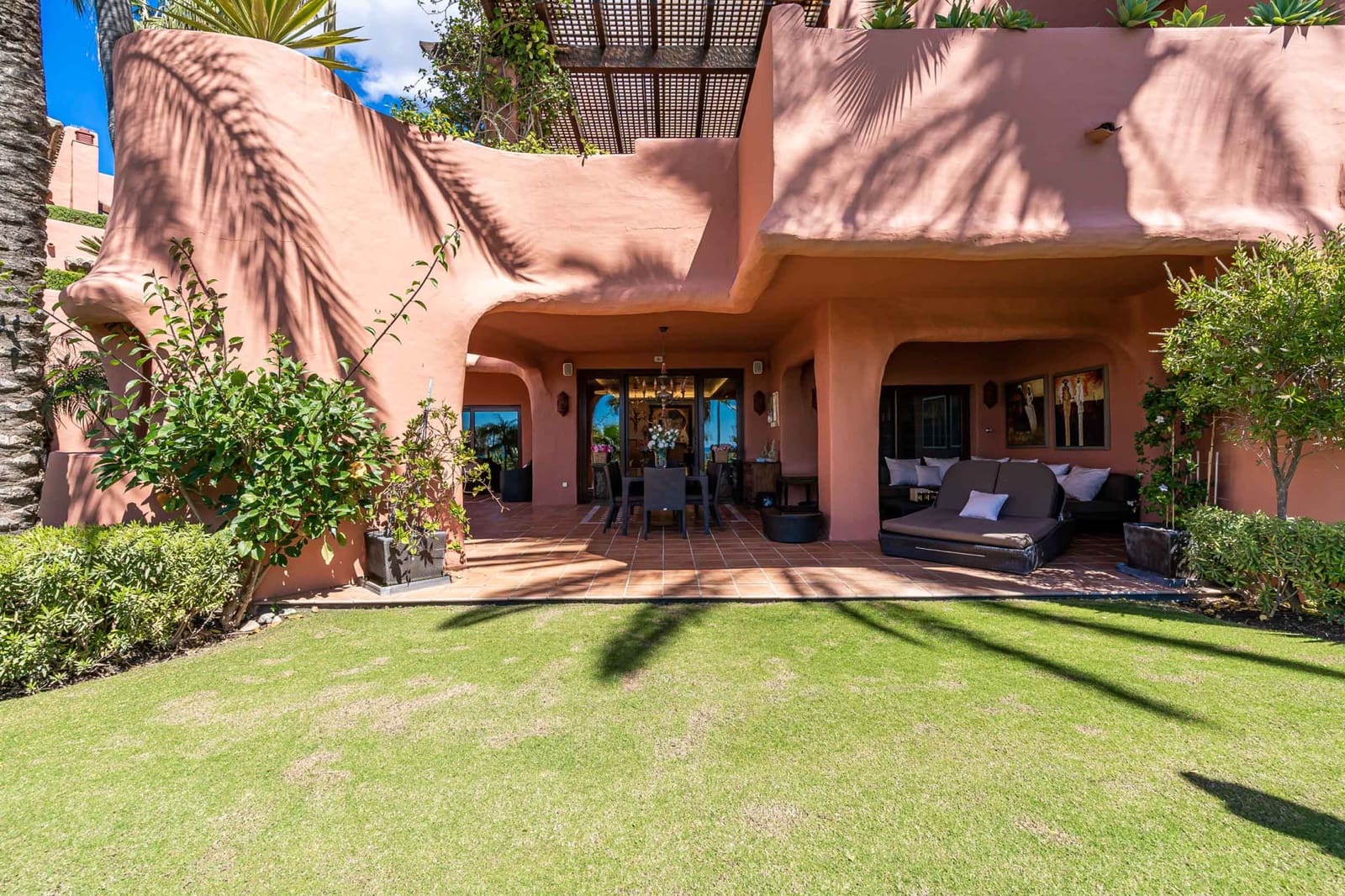 6 bedroom Apartment for sale in Guadalmansa with pool garage - € 6,900,000 (Ref: 8354621)