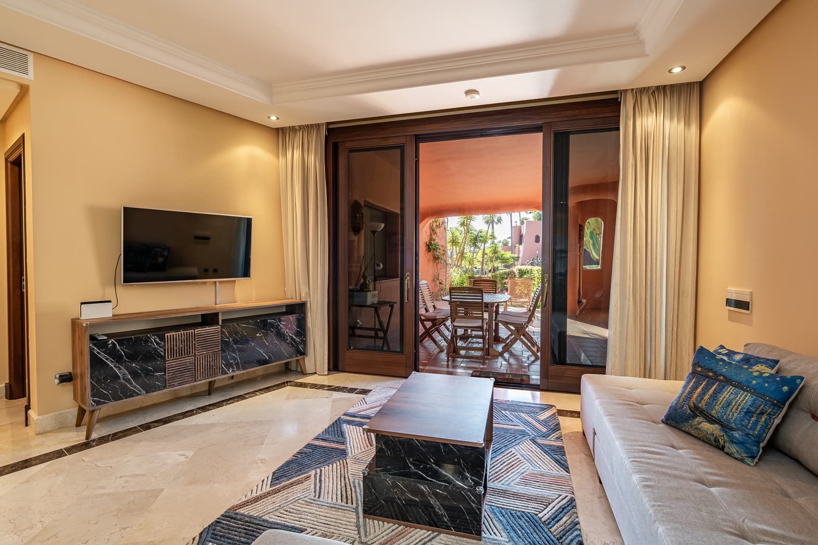 3 makuuhuone Huoneisto myytävänä paikassa Guadalmansa mukana uima-altaan 
autotalli - 1 495 000 € (Ref: 8354622)