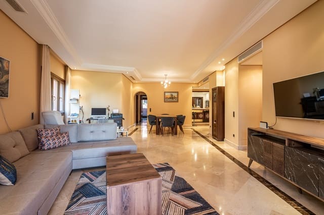 3 sovrum Lägenhet till salu i Resinera-Voladilla, Estepona med pool garage - 1 495 000 € (Ref: 8354622)