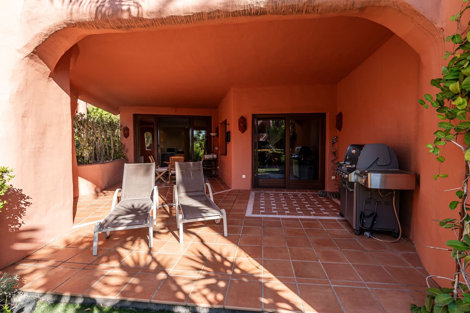 3 bedroom Apartment for sale in Guadalmansa with pool garage - € 1,495,000 (Ref: 8354622)