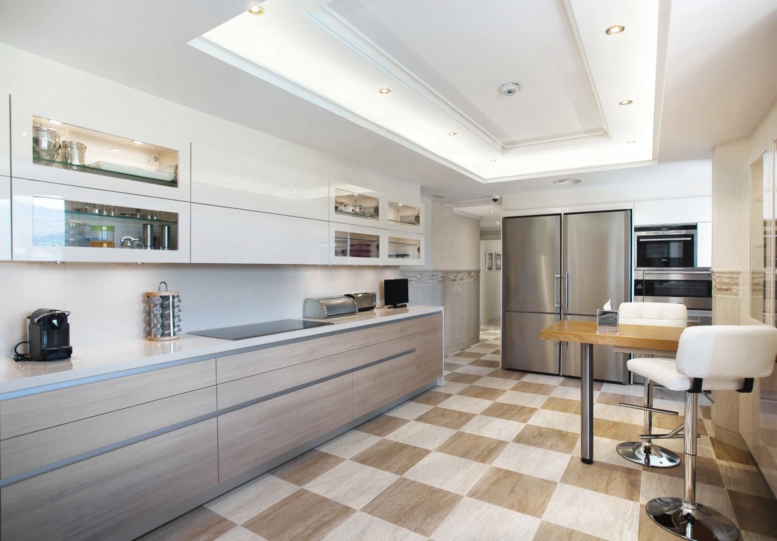 6 bedroom Penthouse for sale in Estepona with pool garage - € 5,990,000 (Ref: 8354630)