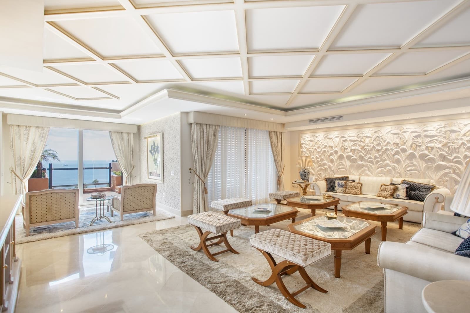 6 bedroom Penthouse for sale in Estepona with pool garage - € 5,990,000 (Ref: 8354630)