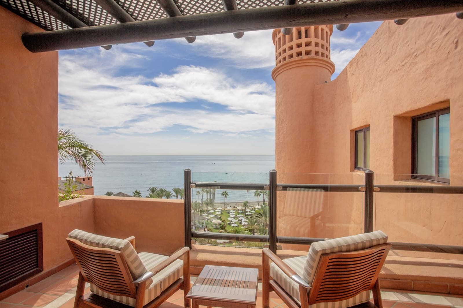 6 bedroom Penthouse for sale in Estepona with pool garage - € 5,990,000 (Ref: 8354630)