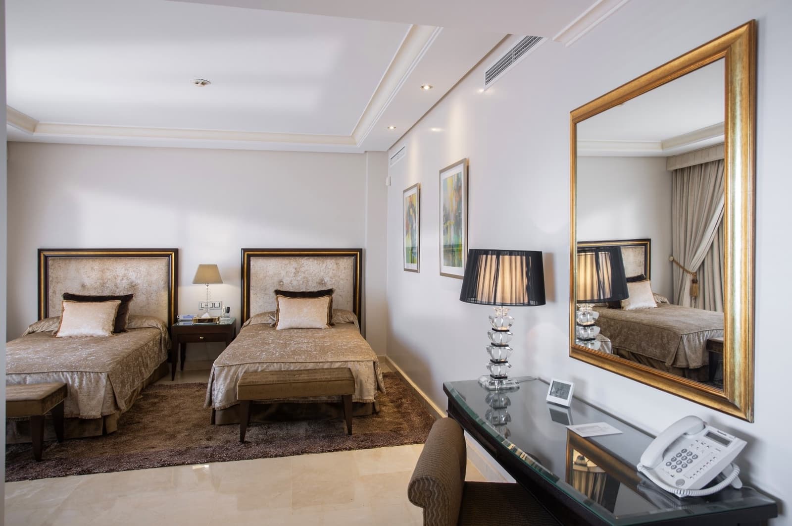 6 bedroom Penthouse for sale in Estepona with pool garage - € 5,990,000 (Ref: 8354630)