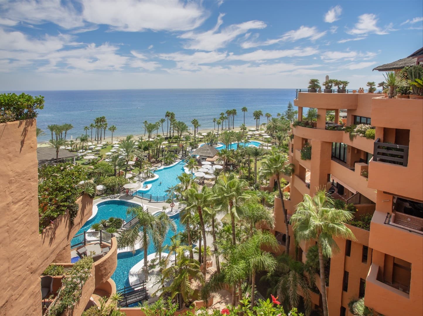 6 bedroom Penthouse for sale in Estepona with pool garage - € 5,990,000 (Ref: 8354630)