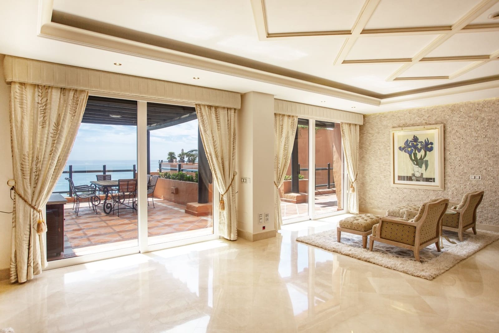6 bedroom Penthouse for sale in Estepona with pool garage - € 5,990,000 (Ref: 8354630)