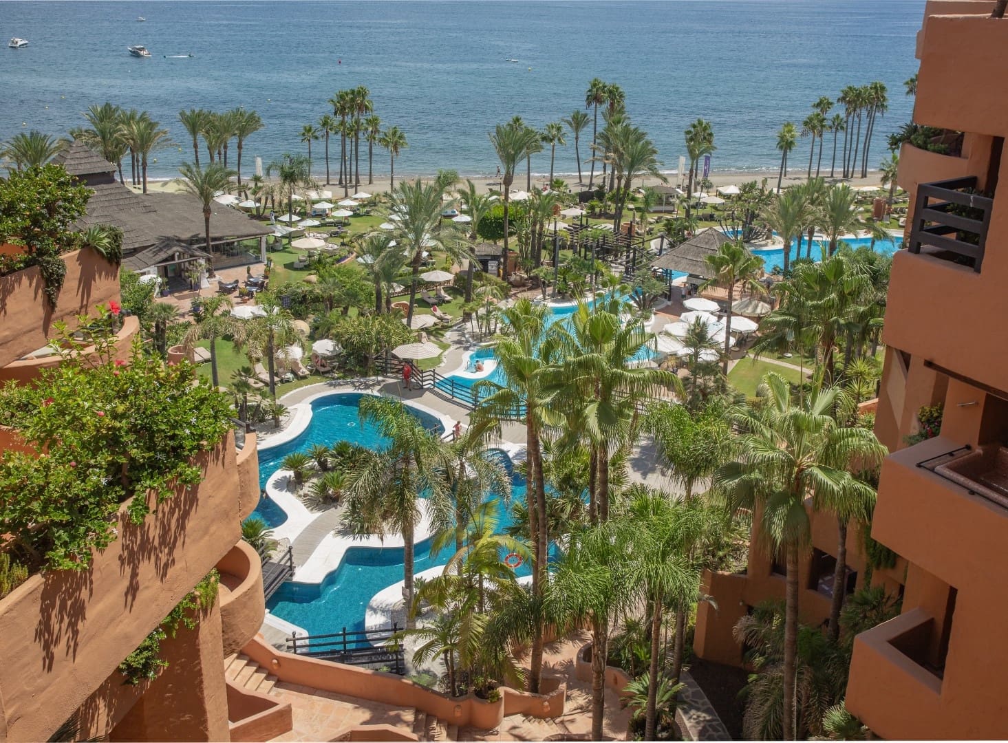 6 bedroom Penthouse for sale in Estepona with pool garage - € 5,990,000 (Ref: 8354630)