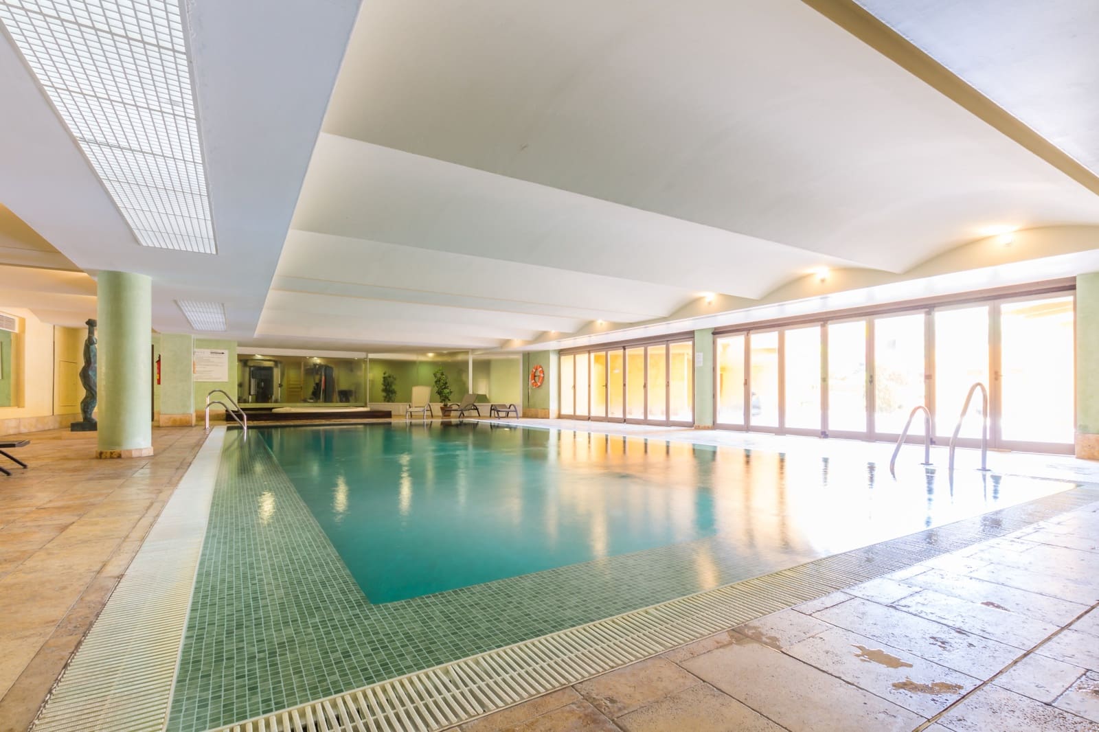 3 soverom Penthouse til salgs i Guadalmansa med svømmebasseng garasje - € 950 000 (Ref: 8356705)