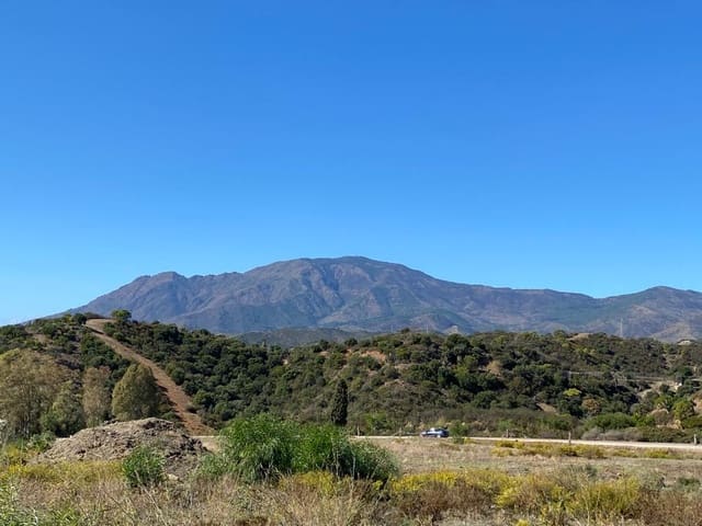 Byggegrund til salg i Estepona - € 780.000 (Ref: 8356712)