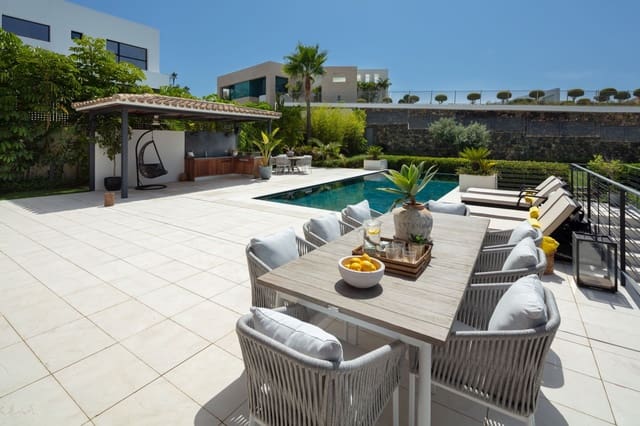 Chalet de 6 habitaciones en La Quinta, Benahavís en venta con piscina garaje - 4.850.000 € (Ref: 8356714)