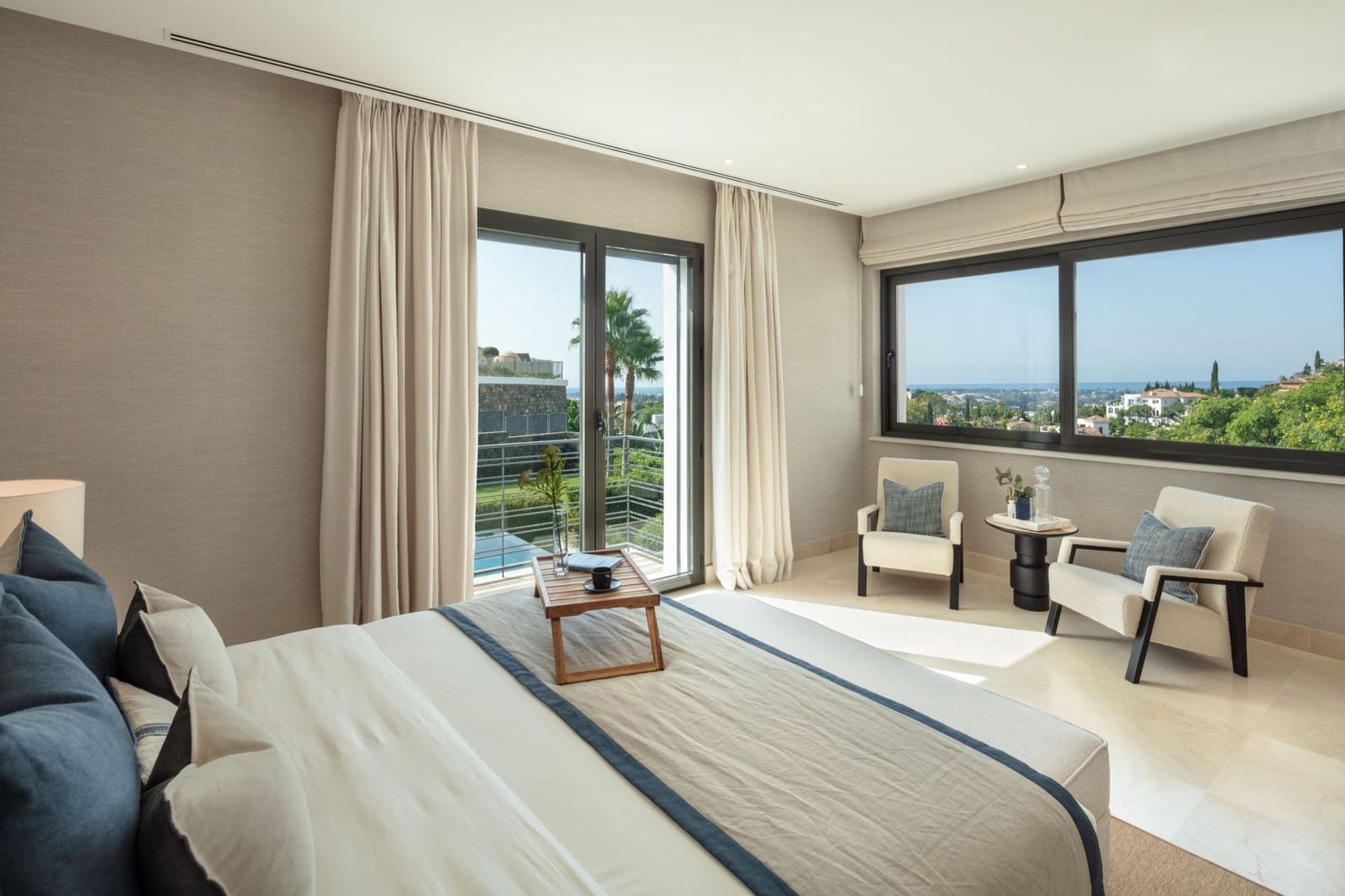 6 bedroom Villa for sale in Benahavis with pool garage - € 4,850,000 (Ref: 8356714)