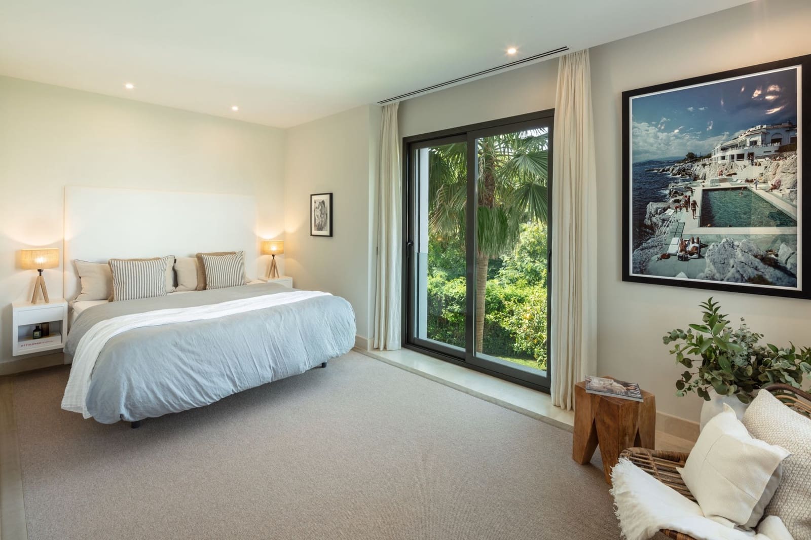 6 bedroom Villa for sale in Benahavis with pool garage - € 4,850,000 (Ref: 8356714)