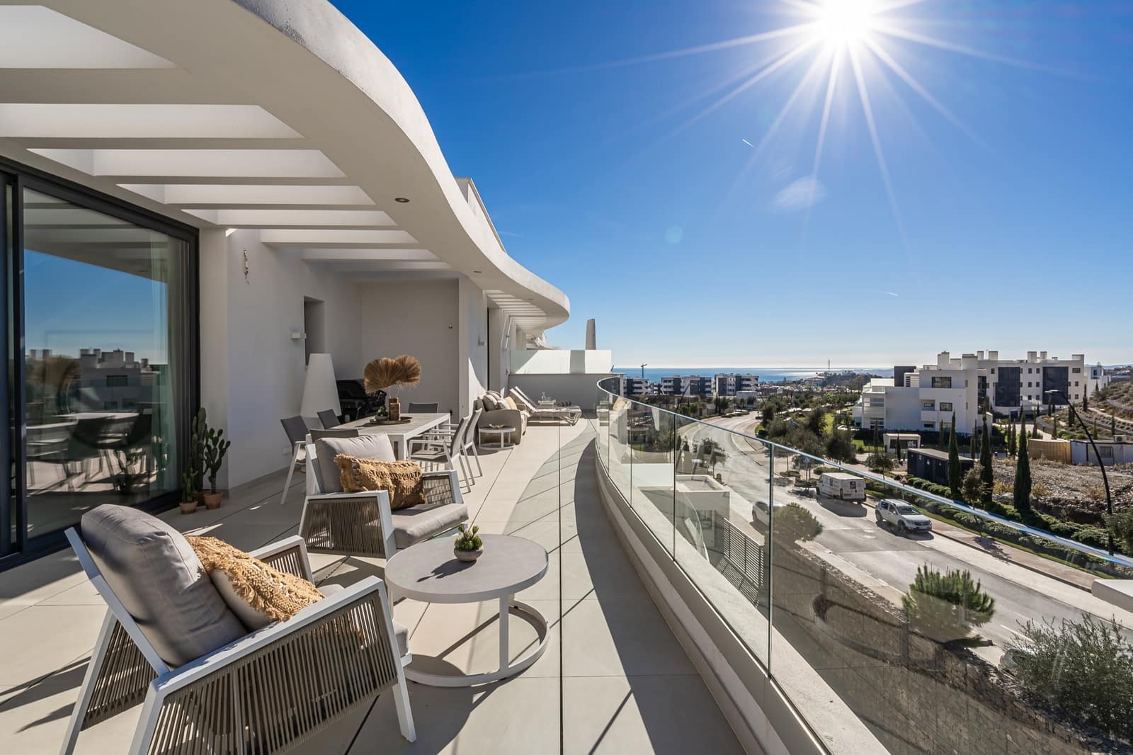 3 bedroom Penthouse for sale in Fuengirola with pool garage - € 1,350,000 (Ref: 8356717)
