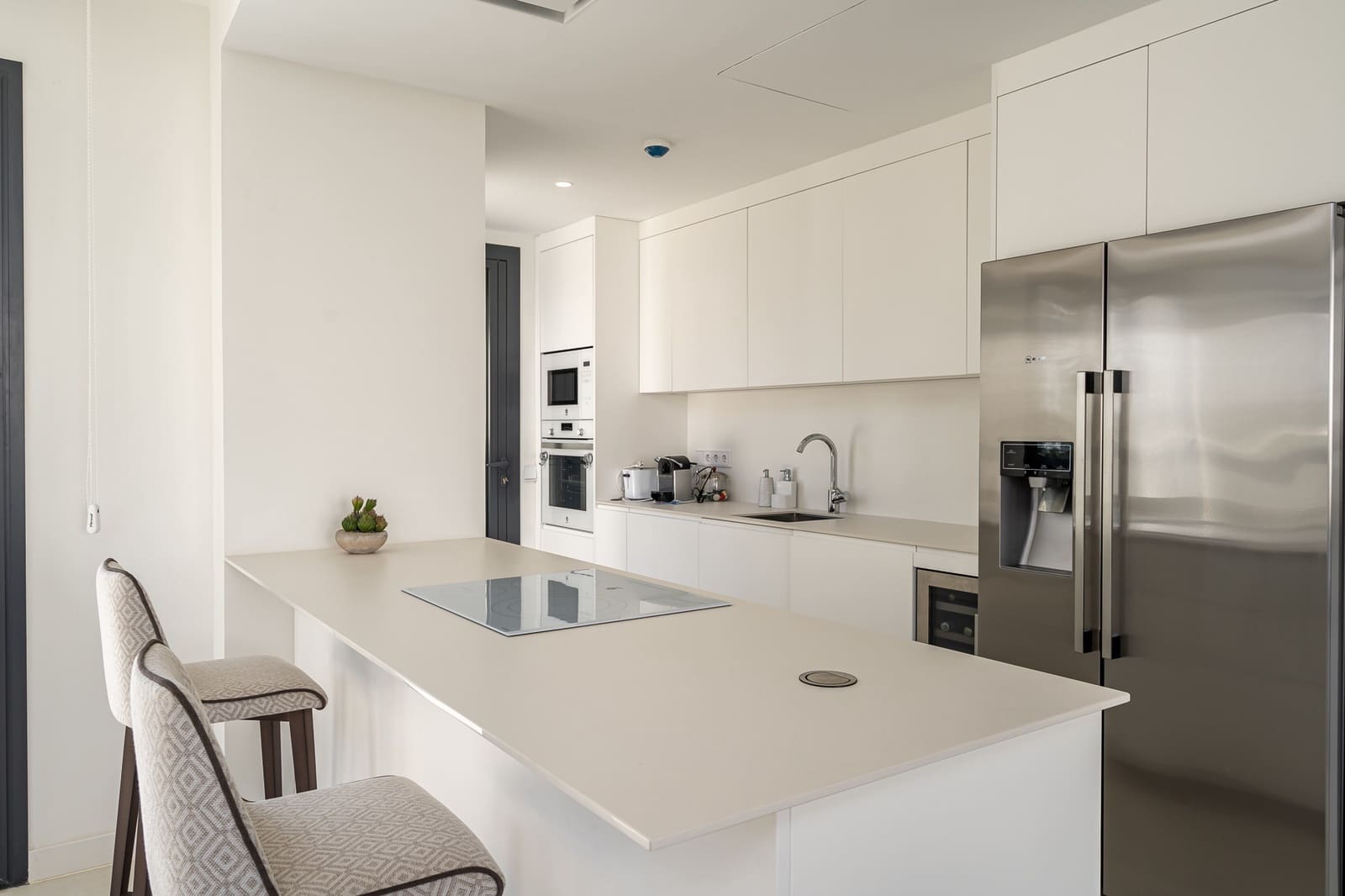 3 bedroom Penthouse for sale in Fuengirola with pool garage - € 1,350,000 (Ref: 8356717)