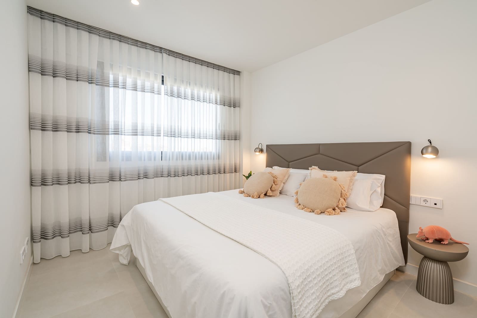 3 bedroom Penthouse for sale in Fuengirola with pool garage - € 1,350,000 (Ref: 8356717)