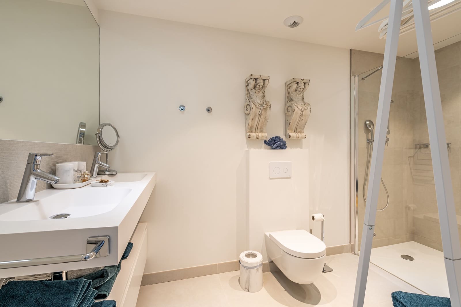 3 bedroom Penthouse for sale in Fuengirola with pool garage - € 1,350,000 (Ref: 8356717)