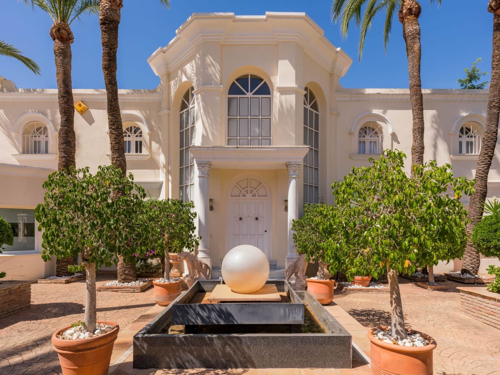 Chalet de 5 habitaciones en El Paraiso en venta con piscina - 2.950.000 € (Ref: 8356719)