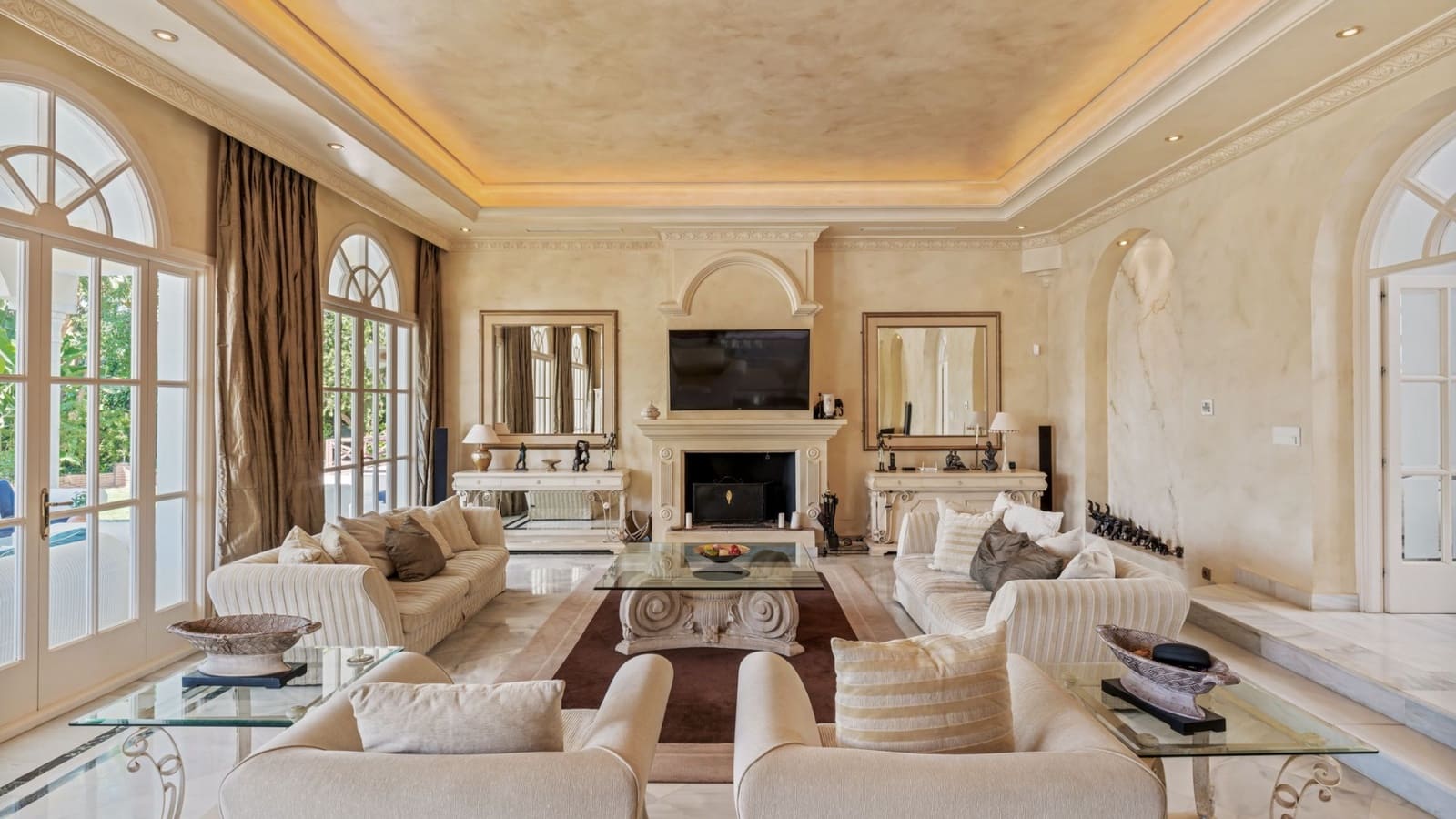 Chalet de 5 habitaciones en El Paraiso en venta con piscina - 2.950.000 € (Ref: 8356719)