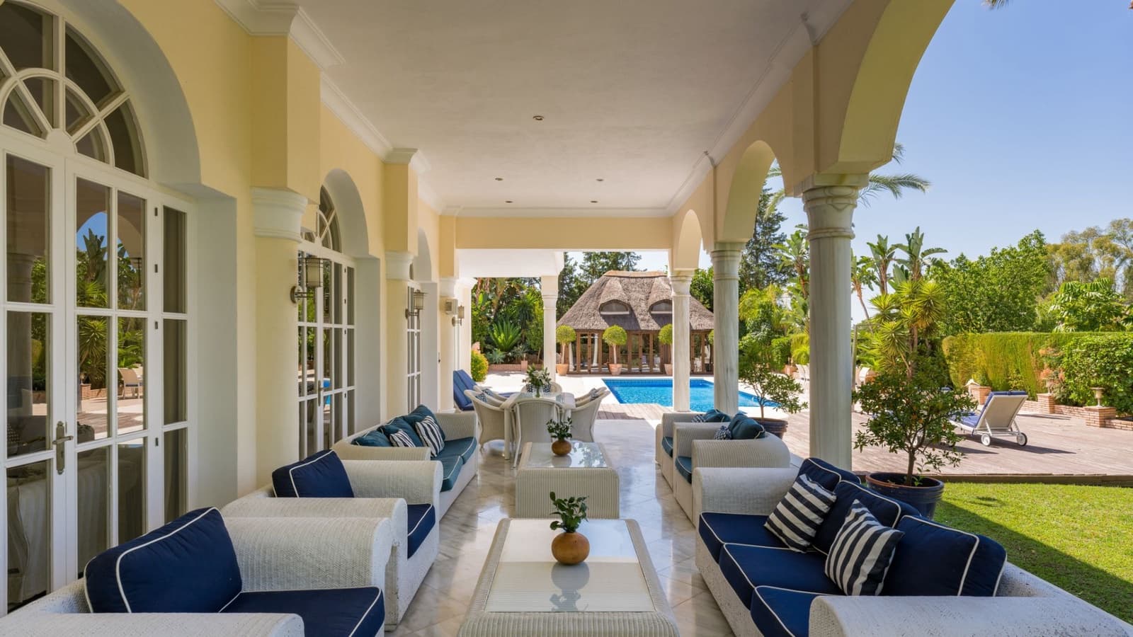 Chalet de 5 habitaciones en El Paraiso en venta con piscina - 2.950.000 € (Ref: 8356719)