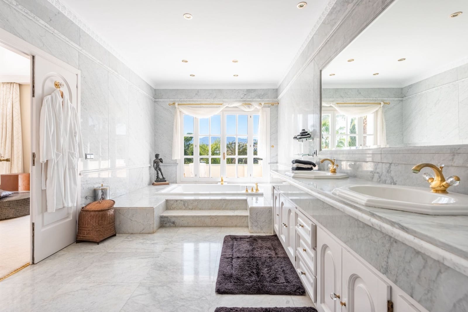 Chalet de 5 habitaciones en El Paraiso en venta con piscina - 2.950.000 € (Ref: 8356719)