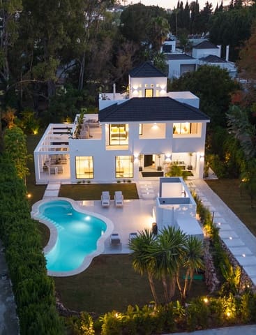 5 bedroom Villa for sale in Marbella with pool garage - € 3,350,000 (Ref: 8356724)