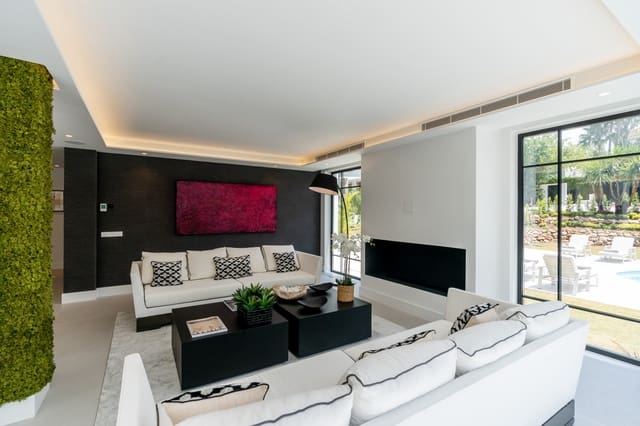 5 bedroom Villa for sale in Marbella with pool garage - € 3,350,000 (Ref: 8356724)