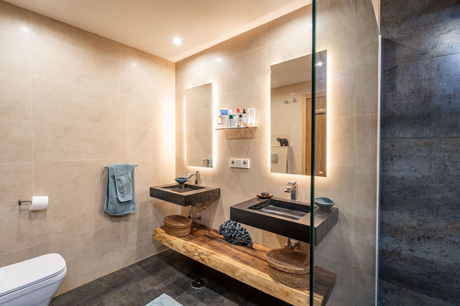2 camera da letto Appartamento in vendita in New Golden Mile con piscina garage - 585.000 € (Rif: 8356747)