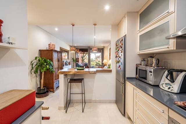 2 sypialnia Apartament na sprzedaż w Sotoserena, Estepona z basenem garażem - 585 000 € (Ref: 8356747)