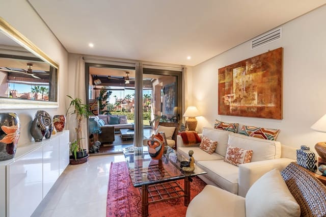 2 sypialnia Apartament na sprzedaż w Sotoserena, Estepona z basenem garażem - 585 000 € (Ref: 8356747)