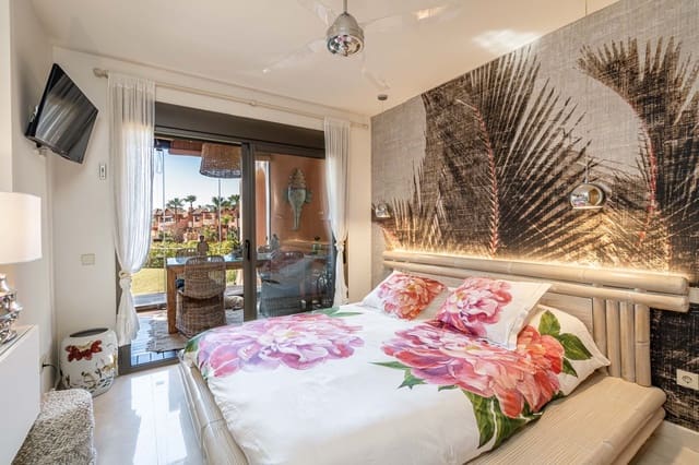 2 sypialnia Apartament na sprzedaż w Sotoserena, Estepona z basenem garażem - 585 000 € (Ref: 8356747)