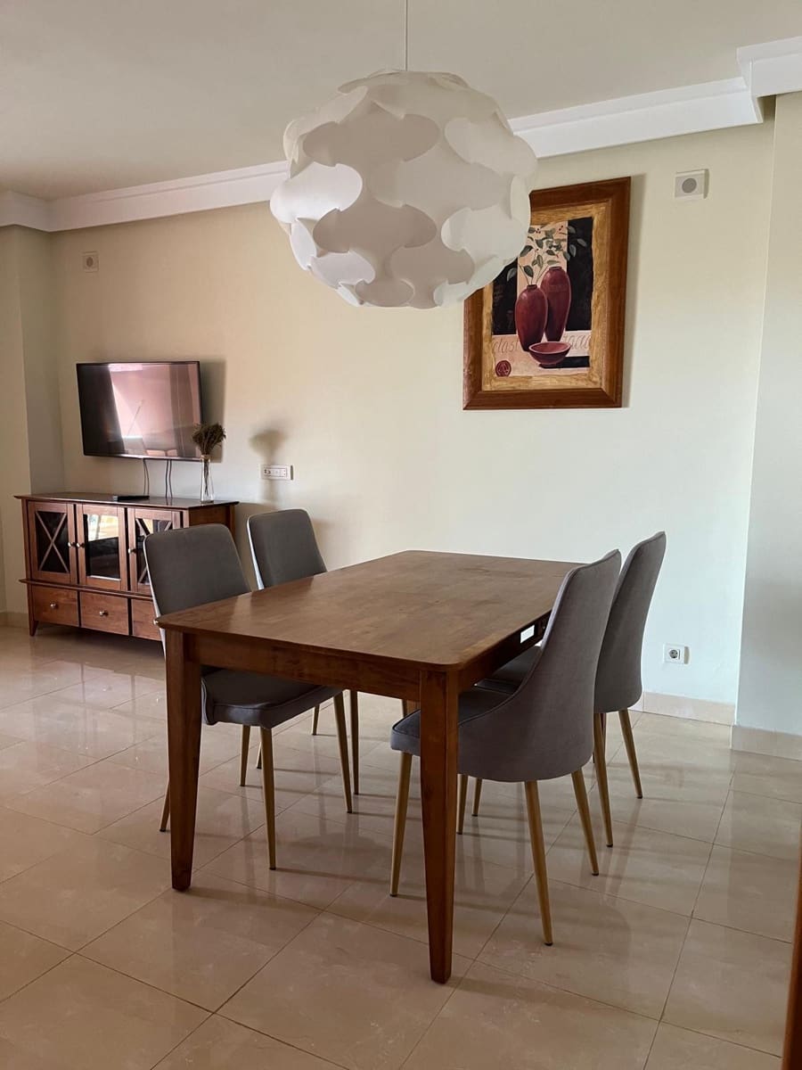 3 bedroom Apartment for sale in Estepona with pool garage - € 580,000 (Ref: 8356749)
