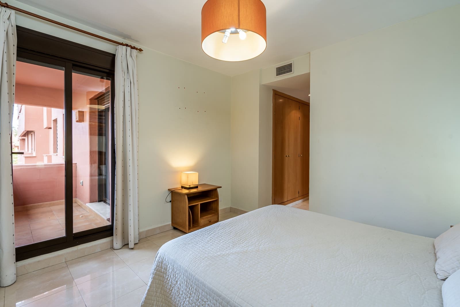 3 bedroom Apartment for sale in Estepona with pool garage - € 580,000 (Ref: 8356749)