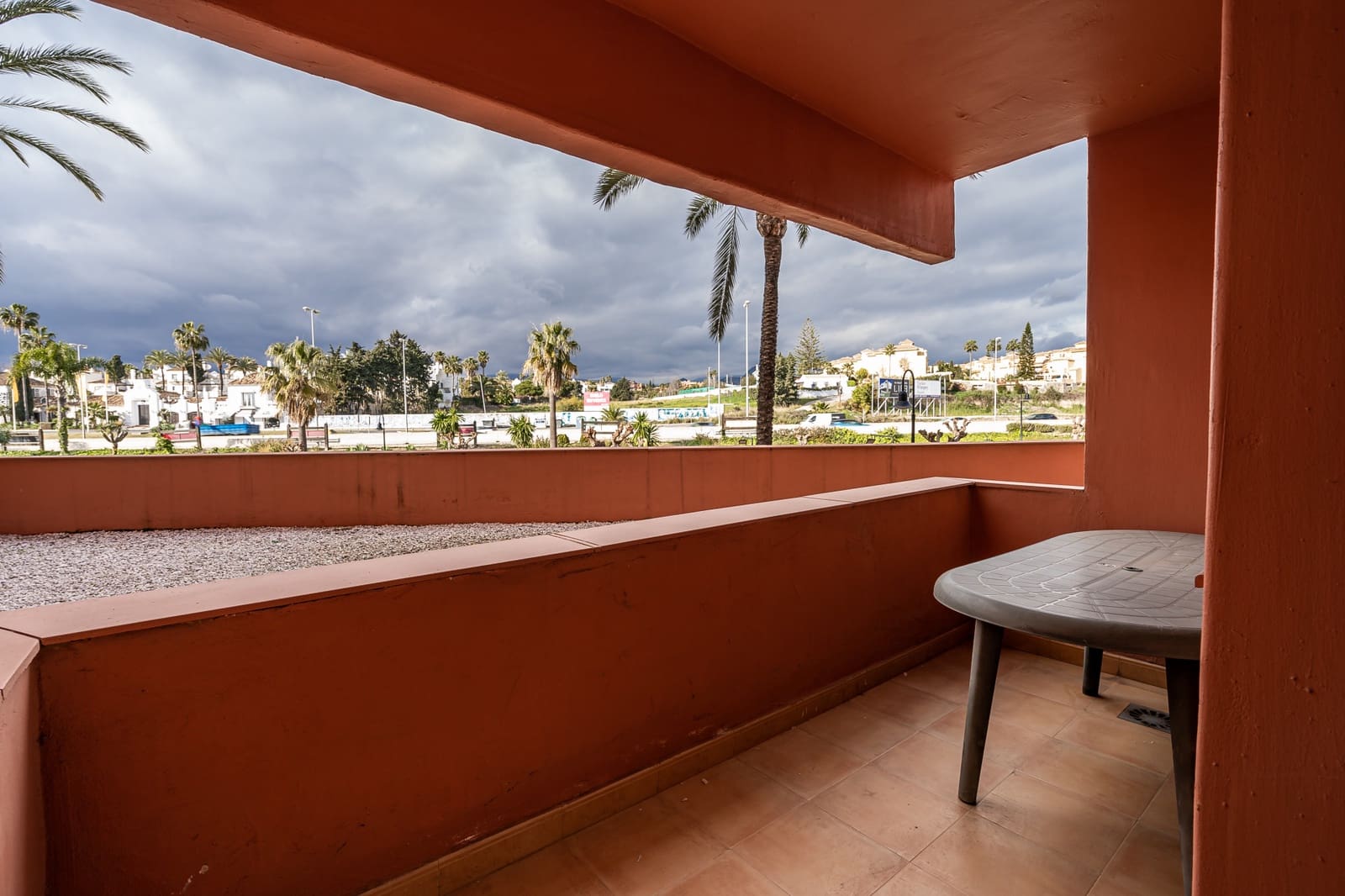3 bedroom Apartment for sale in Estepona with pool garage - € 580,000 (Ref: 8356749)