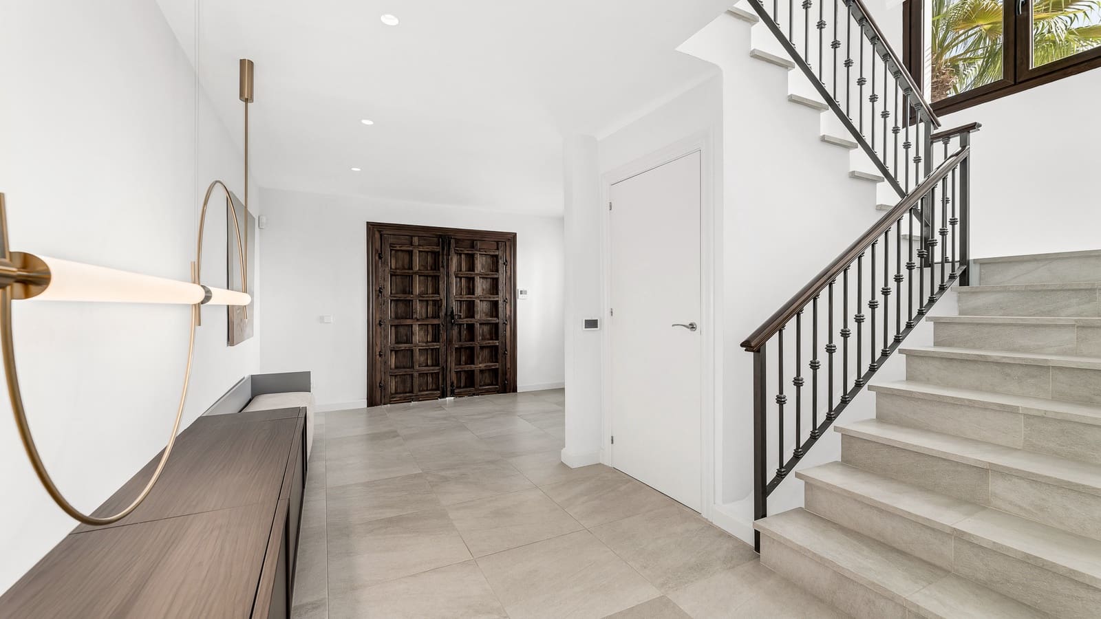 5 slaapkamer Villa te koop in New Golden Mile met zwembad garage - € 2.495.000 (Ref: 8356754)