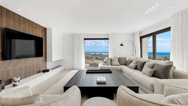 5 slaapkamer Villa te koop in Selwo, Estepona met zwembad garage - € 2.195.000 (Ref: 8356754)