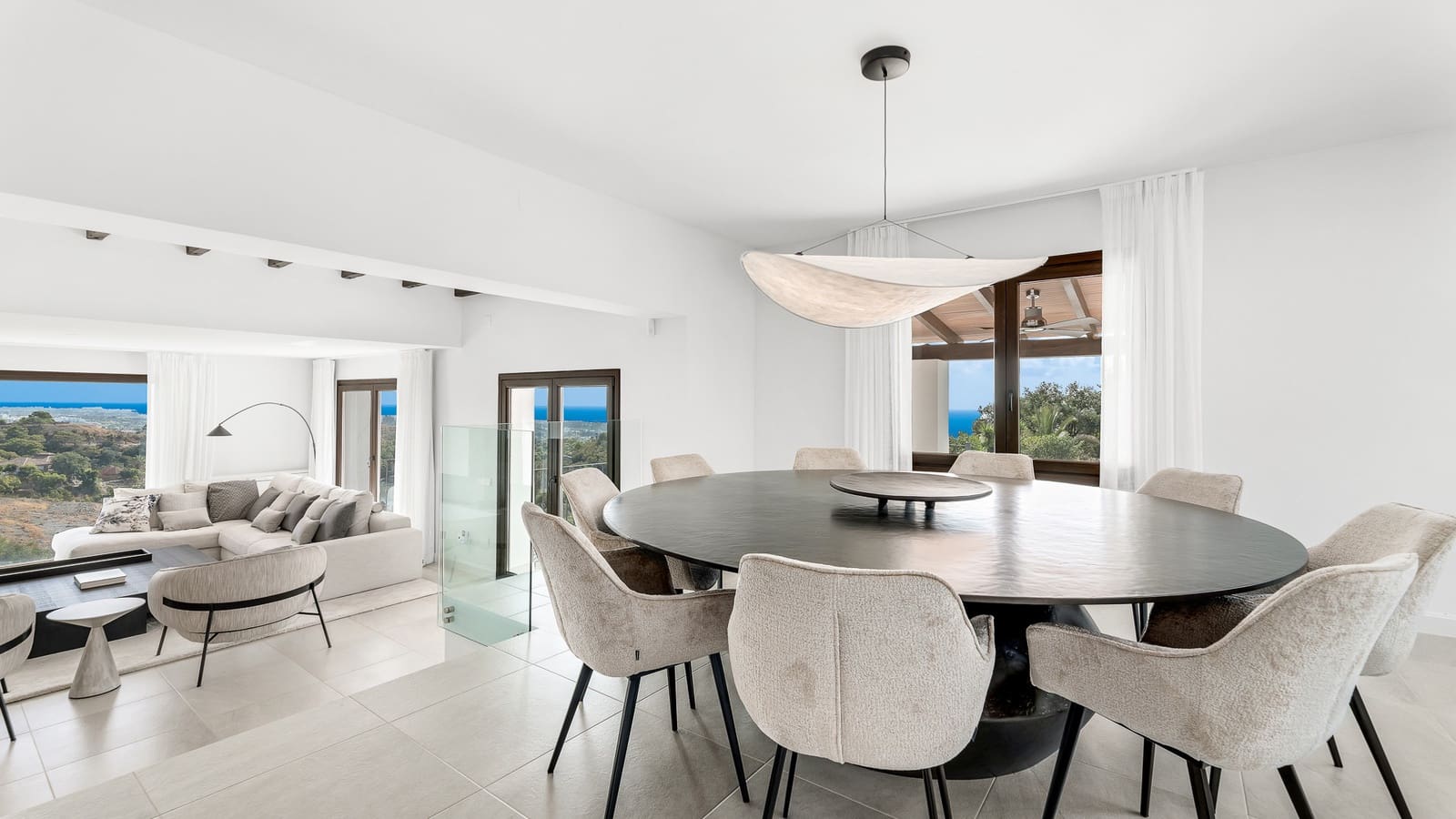 5 slaapkamer Villa te koop in New Golden Mile met zwembad garage - € 2.195.000 (Ref: 8356754)