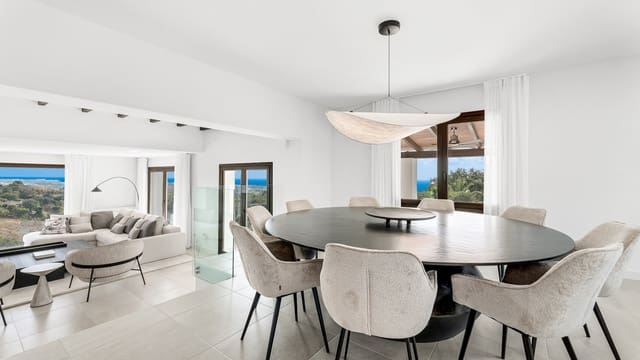5 slaapkamer Villa te koop in Selwo, Estepona met zwembad garage - € 2.195.000 (Ref: 8356754)