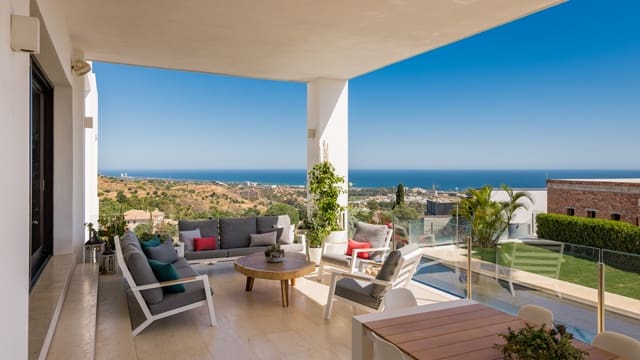 5 soverom Villa til salgs i Marbella med svømmebasseng garasje - € 3 750 000 (Ref: 8356764)