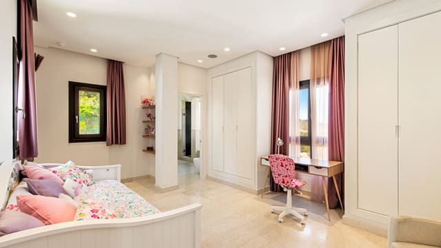 5 chambre Villa/Maison à vendre à Marbella avec piscine garage - 2 950 000 € (Ref: 8356764)