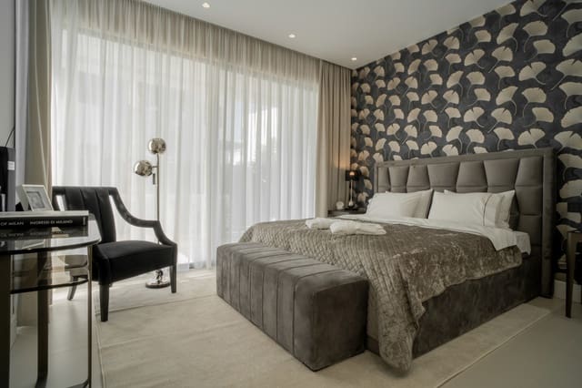 Chalet de 4 habitaciones en Marbella en venta con piscina garaje - 3.995.000 € (Ref: 8356769)