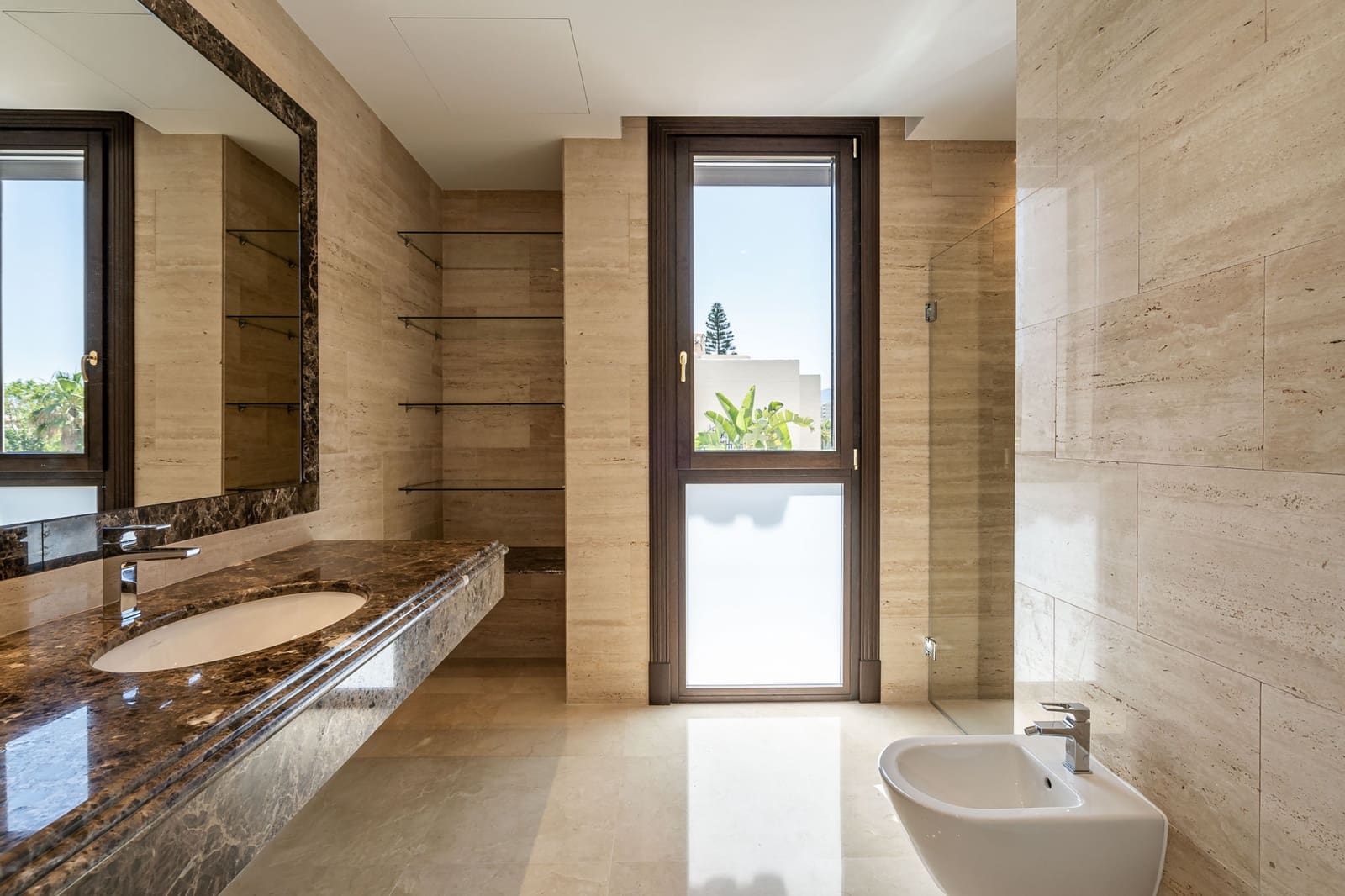 6 slaapkamer Villa te koop in Estepona met zwembad garage - € 4.750.000 (Ref: 8356776)