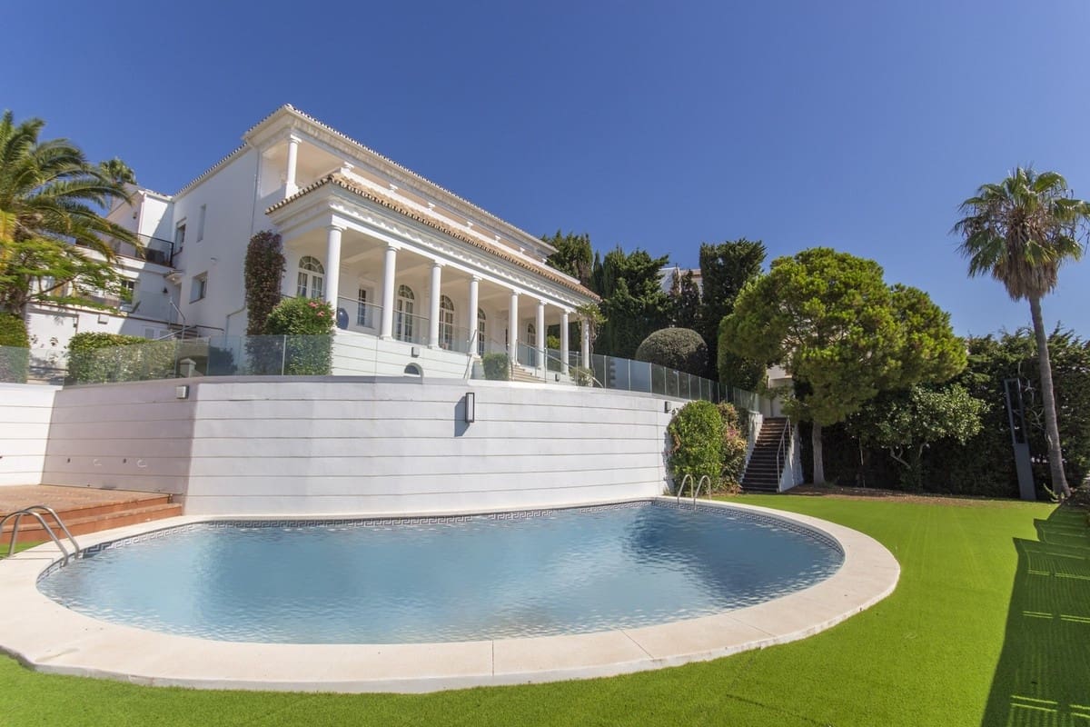 6 soveværelse Villa til salg i Torrequebrada med swimmingpool garage - € 2.200.000 (Ref: 8356787)