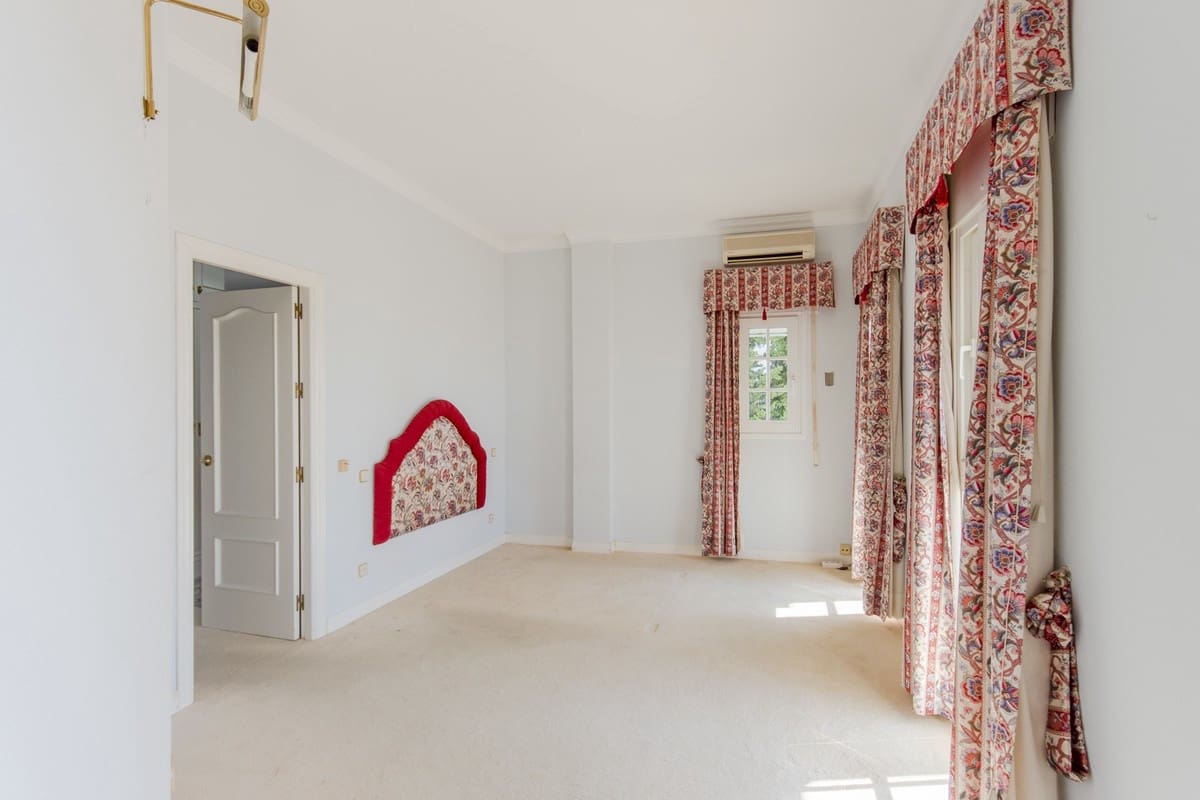 6 soveværelse Villa til salg i Torrequebrada med swimmingpool garage - € 2.200.000 (Ref: 8356787)