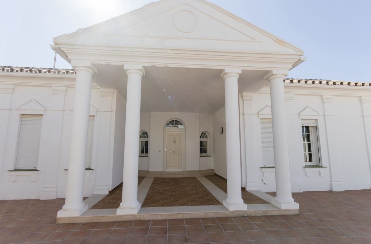 6 soveværelse Villa til salg i Torrequebrada med swimmingpool garage - € 2.200.000 (Ref: 8356787)