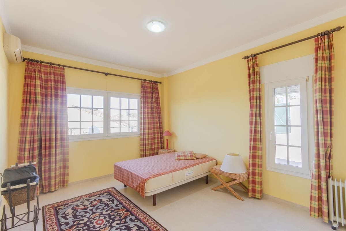 6 soveværelse Villa til salg i Torrequebrada med swimmingpool garage - € 2.200.000 (Ref: 8356787)