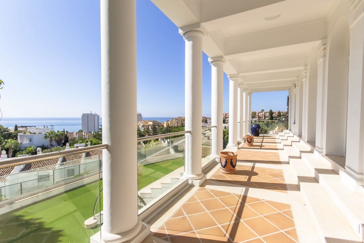 6 bedroom Villa for sale in Torrequebrada with pool garage - € 1,999,999 (Ref: 8356787)