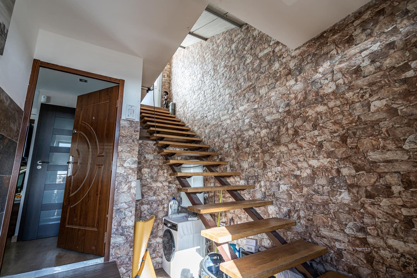 Garage til salg i San Pedro de Alcantara - € 950.000 (Ref: 8356789)