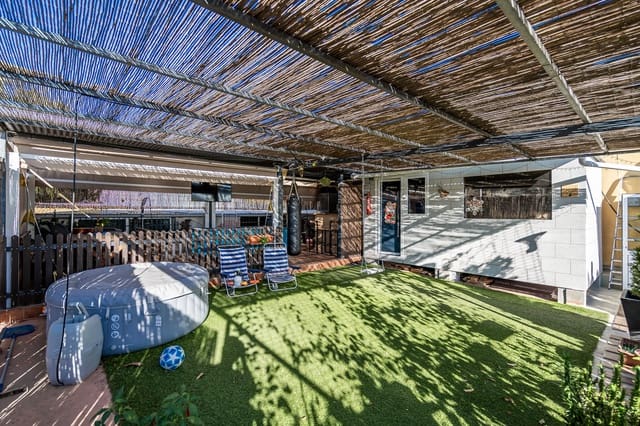 Garasje til salgs i Nueva Alcántara, Marbella - € 950 000 (Ref: 8356789)